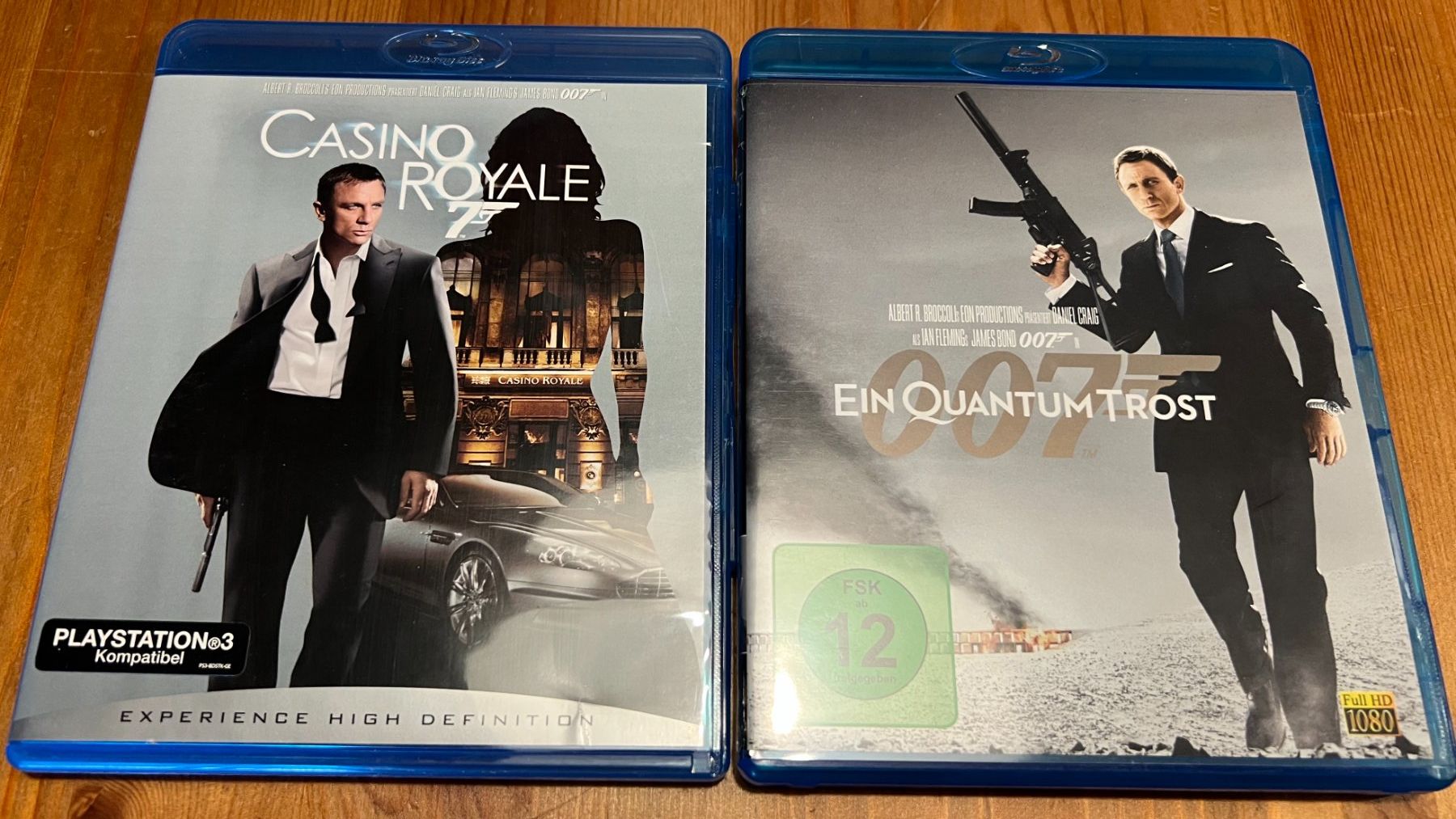 Tutti i DVDs: Zwei BlueRay Disc James Bond – Usato da Uster venduto da Stoessda