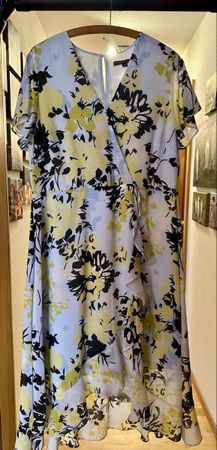 Comma Sommerkleid Blumenmuster Grösse 42 🌻