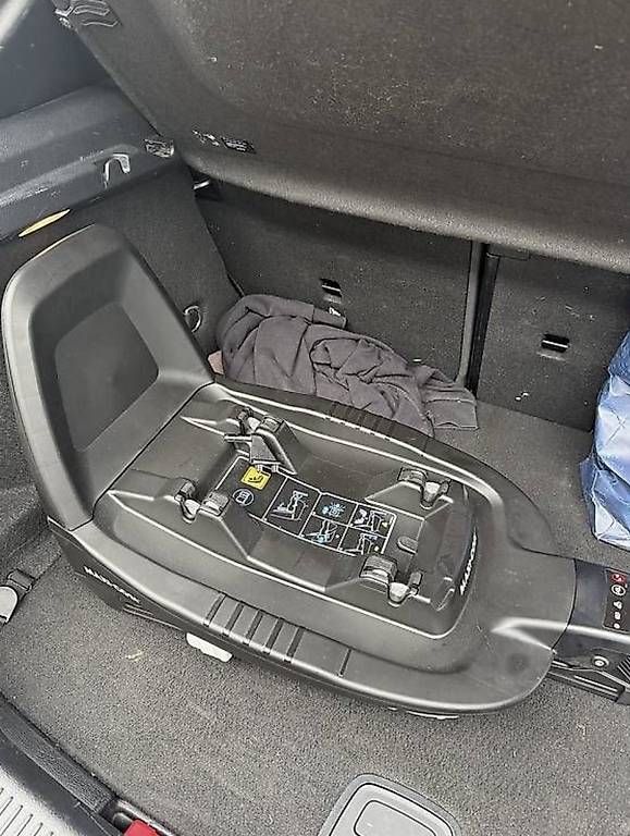 Maxi-Cosi Seggiolini per auto: Isofixbasis von Maxi-Cosi – Usato da Kriens venduto da sor_gx62