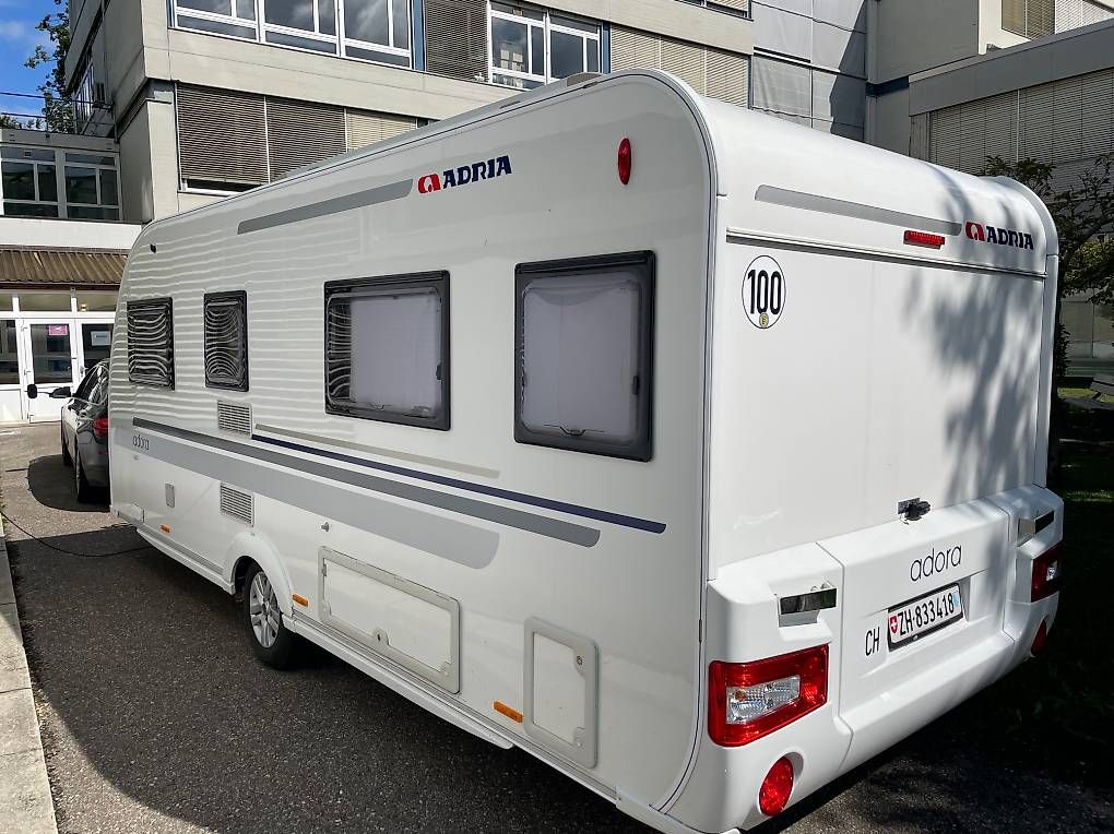 Veicoli da campeggio: Wohnwagen Adria Adora 542 UT – Usato da Wolfhausen venduto da cowboy 4