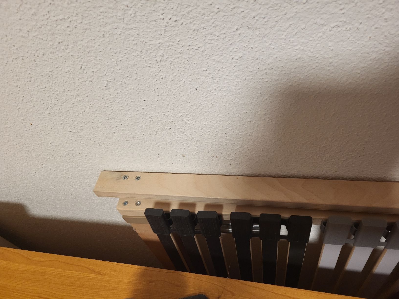 Letti: Bett mit Lattenrost – Nuovo e nell'imballaggio originale da Kleinandelfingen venduto da thomasmerz 3