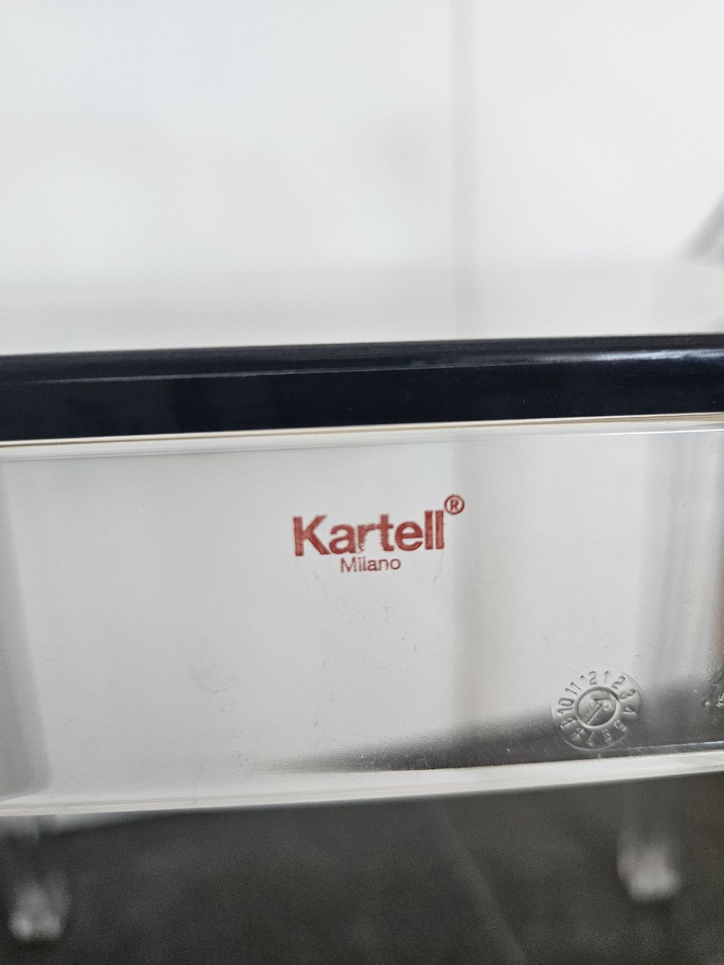 Kartell Sedie: Kartell - 4 chaises Louis Ghost – Usato da Bussigny venduto da niwa_mikan 2
