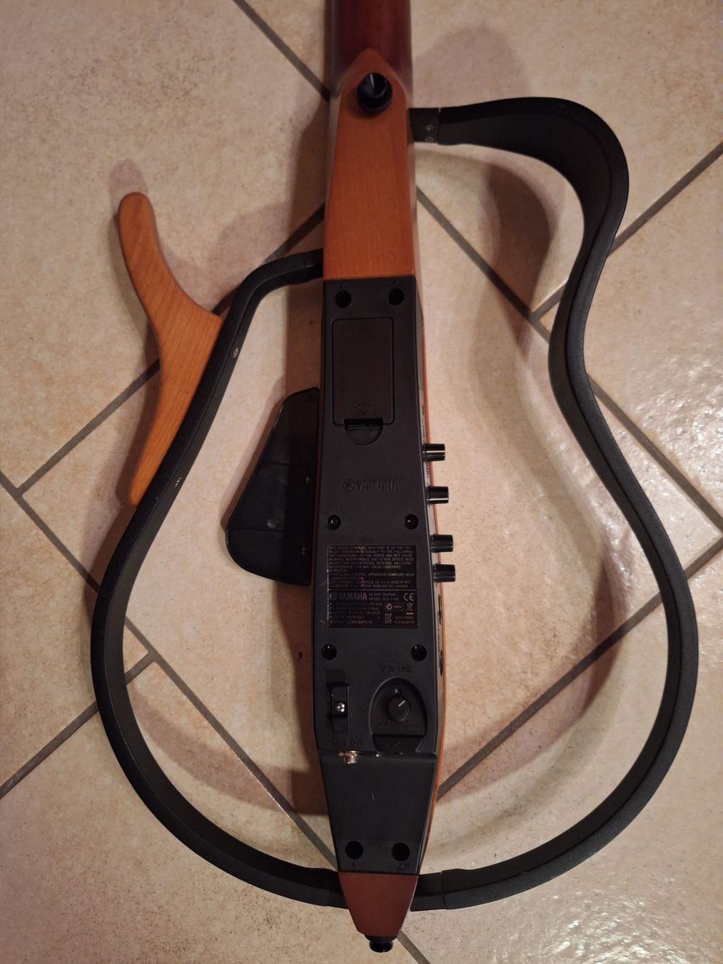 Yamaha Musikinstrumente: Yamaha silent guitar SLG 110S – Neu (gemäss Beschreibung) aus Schwadernau von markess 4