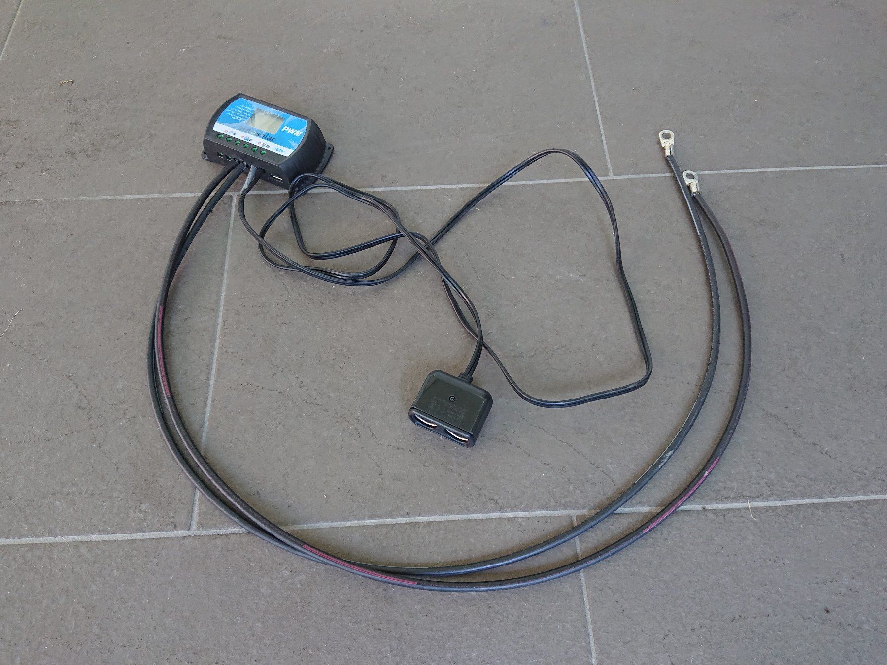 Dispositivi a energia solare: Solaranlage Paket – Usato da Burgdorf venduto da Randomguy17 5