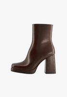 Shoes size 40 - Burgundy Boots NEW NP: 89.-