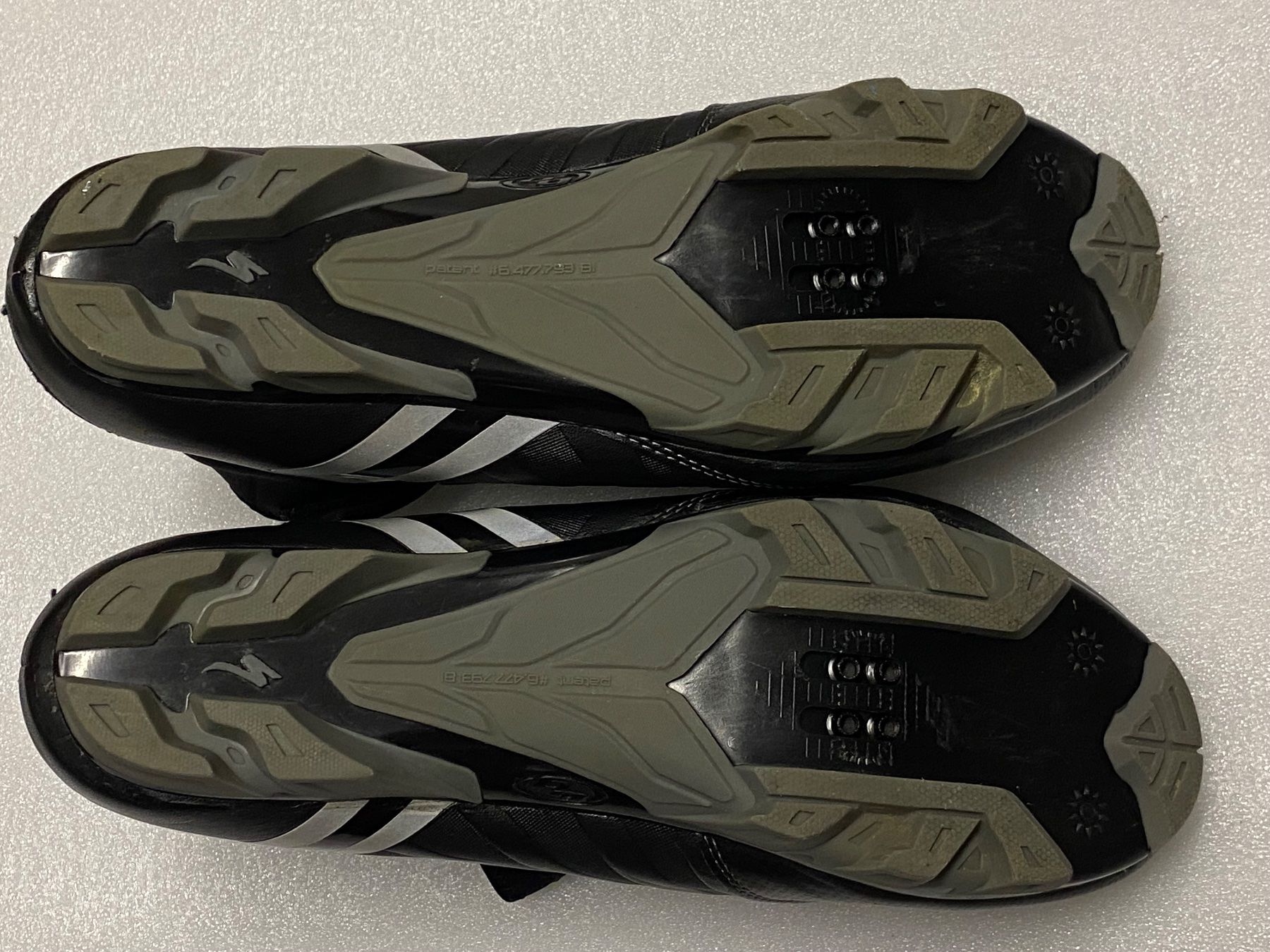 Scarpe da uomo: Specialized MTB-Schuhe Defroster / Gr. 47 – Usato da Frauenfeld venduto da Peedee-1 1