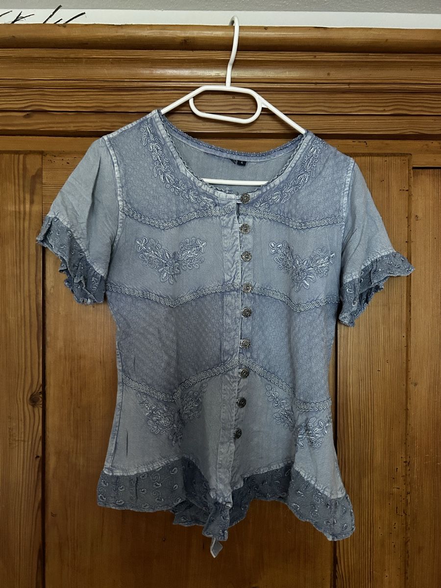 Camicette: Hübsche Bluse in S Vintage – Usato da Winterthur venduto da Sunshineandrain 1