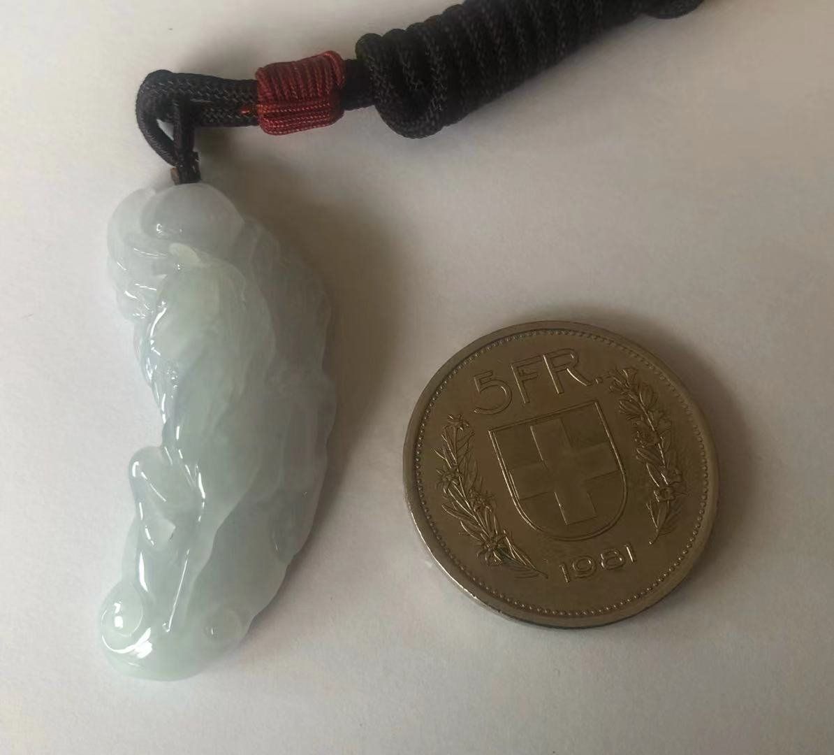 Ciondoli: Jade-Pferdeanhänger, handgeschnitzt – Nuovo e nell'imballaggio originale da Bubendorf venduto da JadeParadise 1