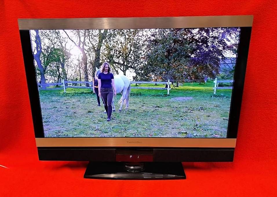 Technisat Fernseher: TechniSat MultyVision 32 ISIO – Gebraucht aus Gümligen von Slix1 1