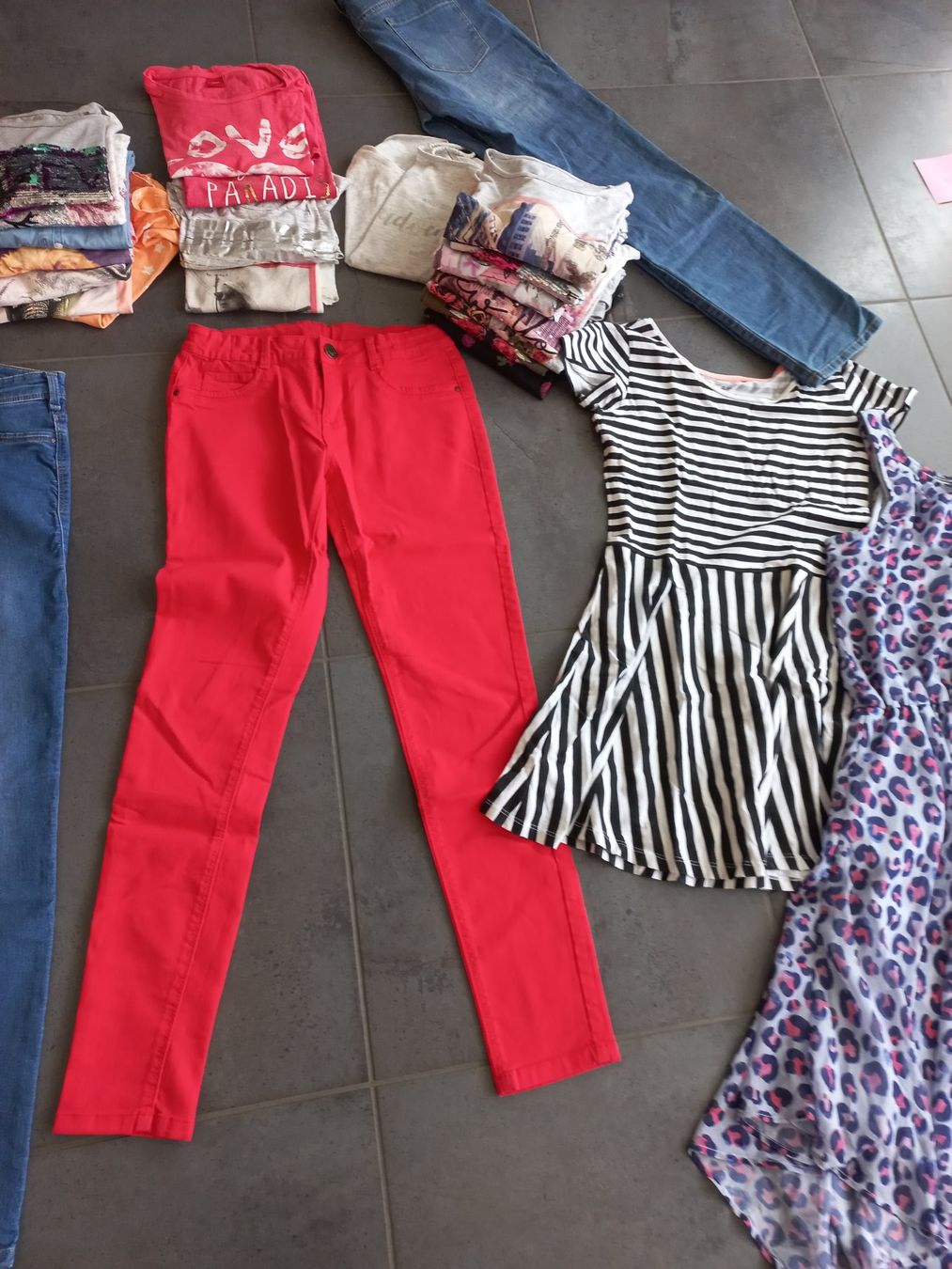 Lotti & Set di vestiti: Grosses Kleiderpaket Gr. 170/176 – Usato da Muri AG venduto da Bufr 4
