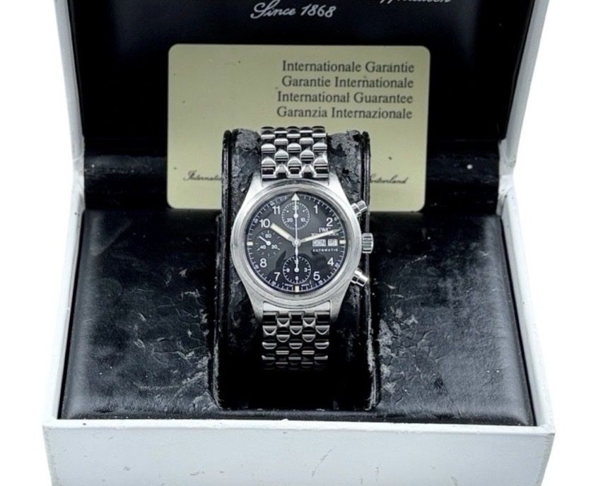 IWC Montres: IWC Fliegeruhr Chronograph IW3706 FULL SET – D'occasion à Mezzovico par Chronocorner 4