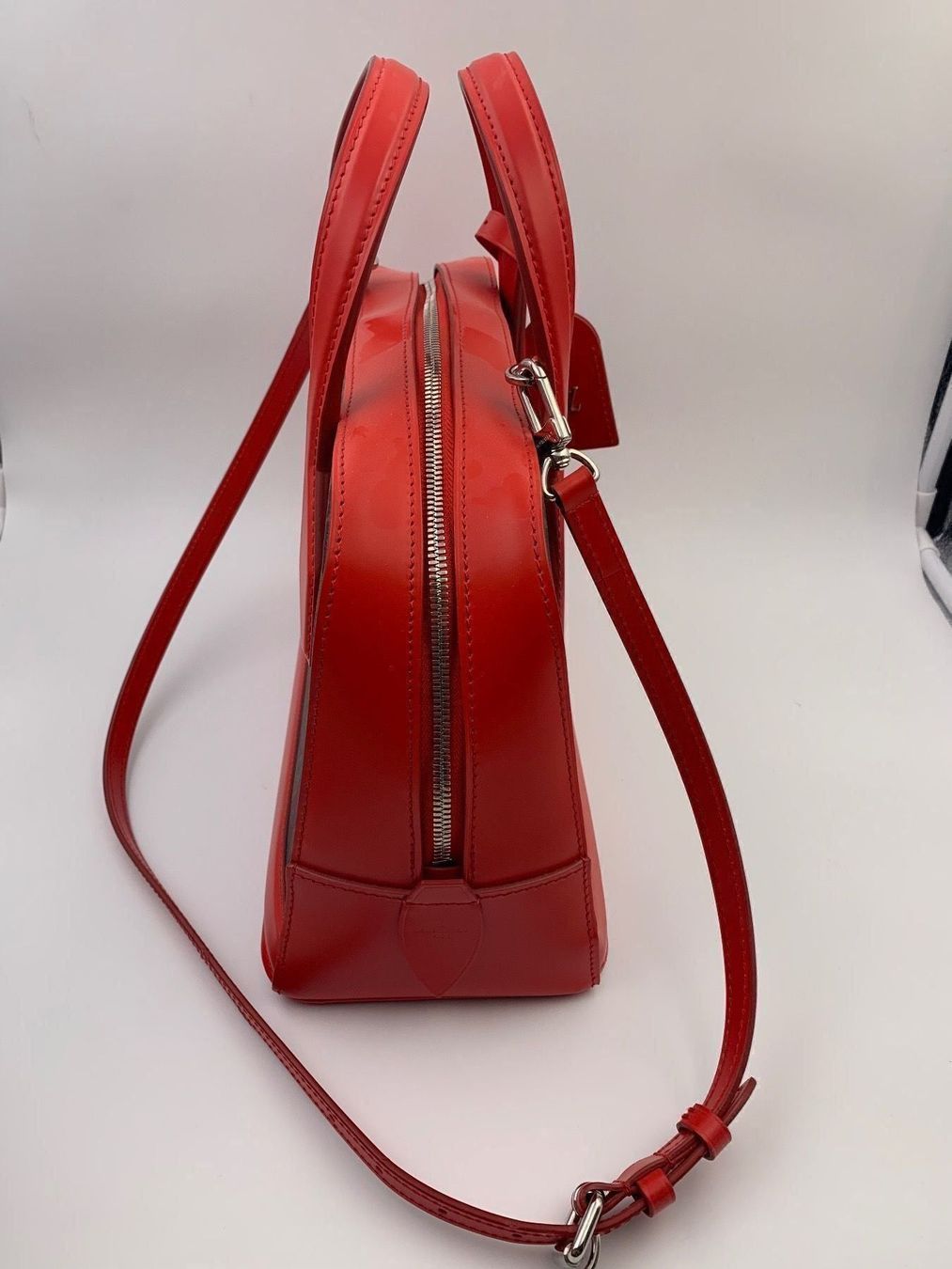 Louis Vuitton Borse da donna: Louis Vuitton Dora PM neu -ungetragen- – Nuovo (secondo la descrizione) da Jonen venduto da persch2002 2