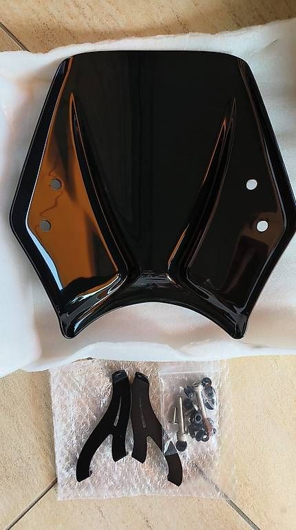Triumph Tutti i ricambio per moto: Windabweiser / Scheibe Triumph Trident 660 – Nuovo e nell'imballaggio originale da Agno venduto da Snapyalpha 2