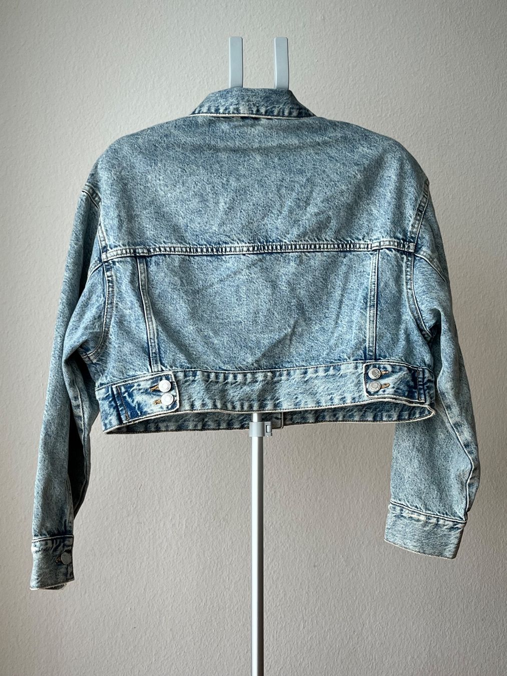 Bershka Jacken: Trendige Jeansjacke Grösse M – Gebraucht aus Winterthur von GutKeS 2
