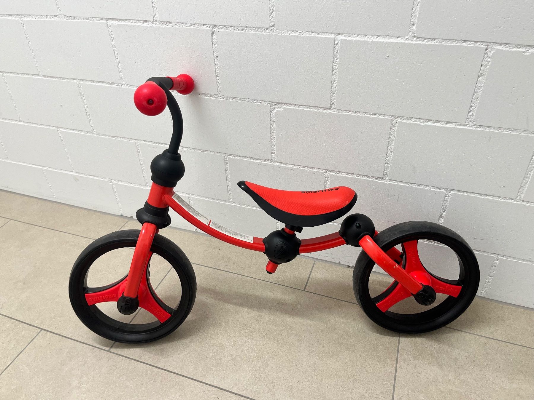 Fahrzeuge für Kinder: Kinder Laufrad – Gebraucht aus Wolfhausen von Aerox14