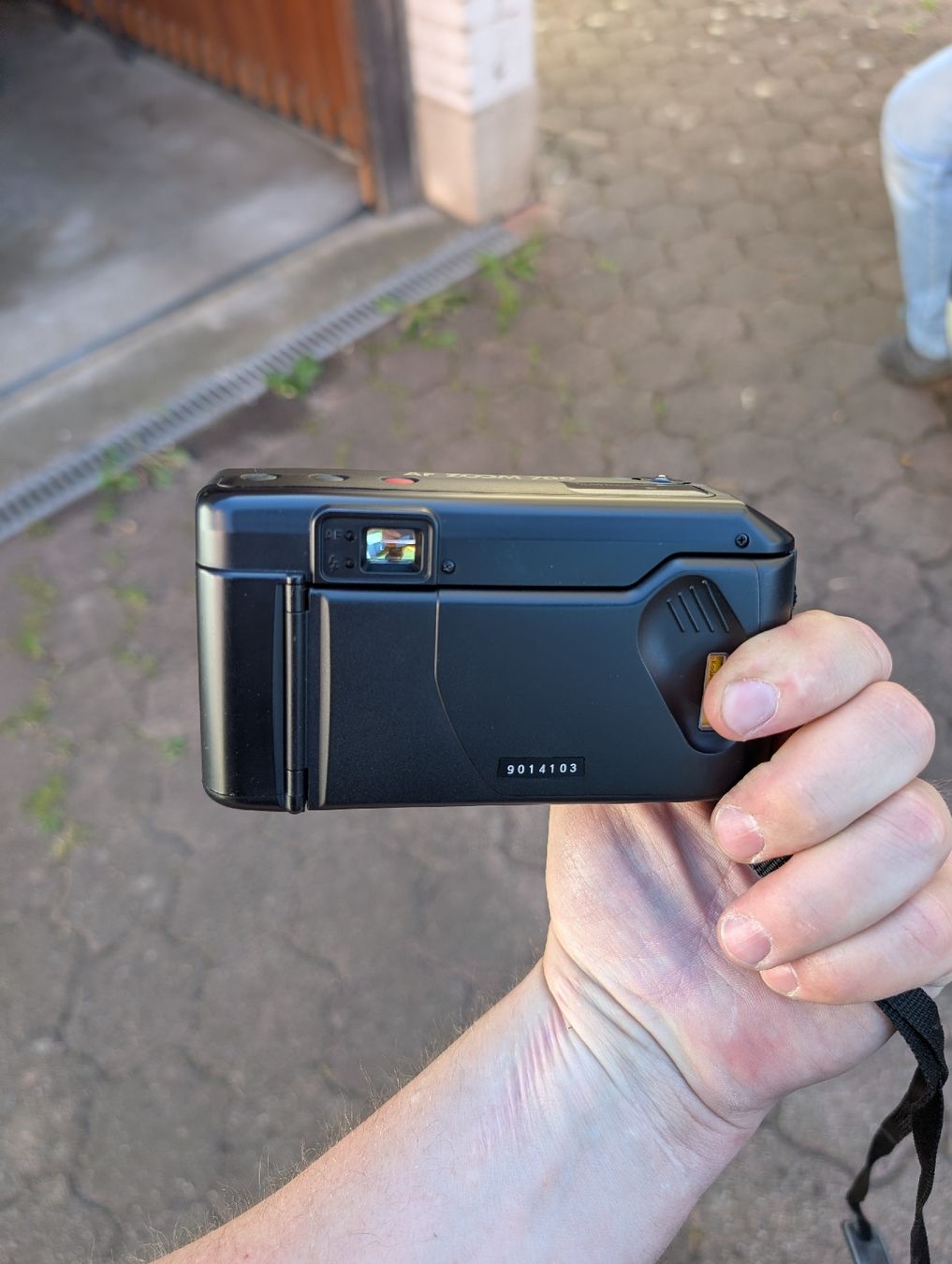 Fotocamera: M-OPTIC AF-ZOOM 700 mit Tasche & Anleitung – Usato da Brugg AG venduto da kreisstrom