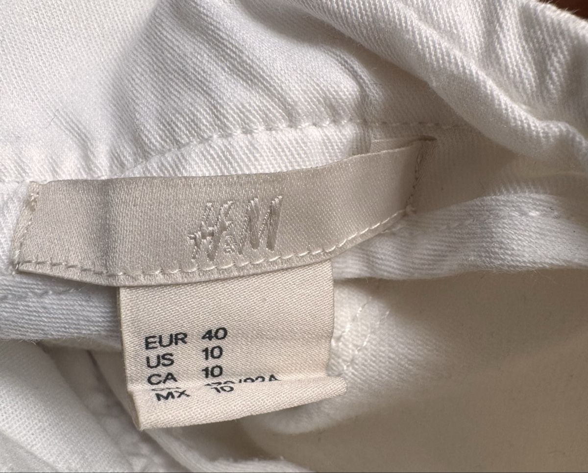 H&M Vestiti: Robe salopette T40 – Usato da Rolle venduto da julia_f_d 3