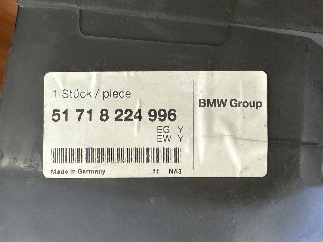 BMW Tutti pezzi di ricambio auto: BMW série 3 E46 passage de roue intérieur droit – Nuovo (secondo la descrizione) da Satigny venduto da rfo59 8