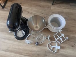 Kitchen Aid mit Zubehör