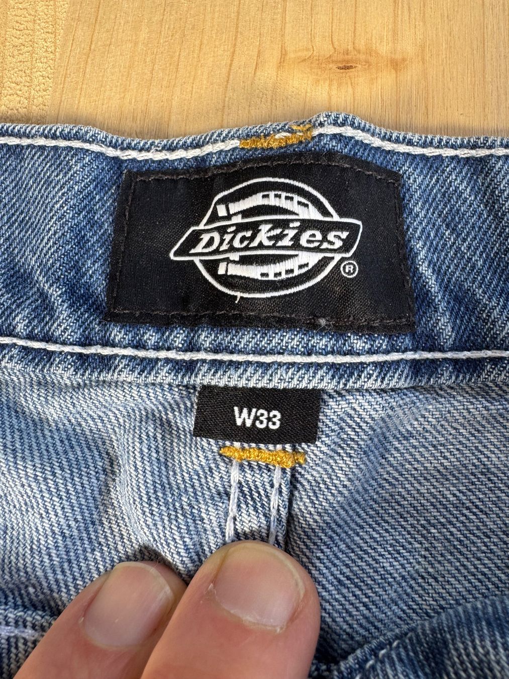 Dickies Jeans: Dickies Garyville Denim Shorts MEN W33 – Usato da Neuchâtel venduto da _Easy_to_Find_ 1