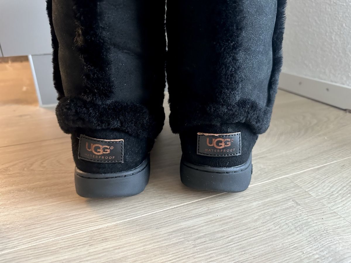 Ugg Scarpe da donna: UGG Winterstiefel – Nuovo e nell'imballaggio originale da Winterthur venduto da Angy_H 1