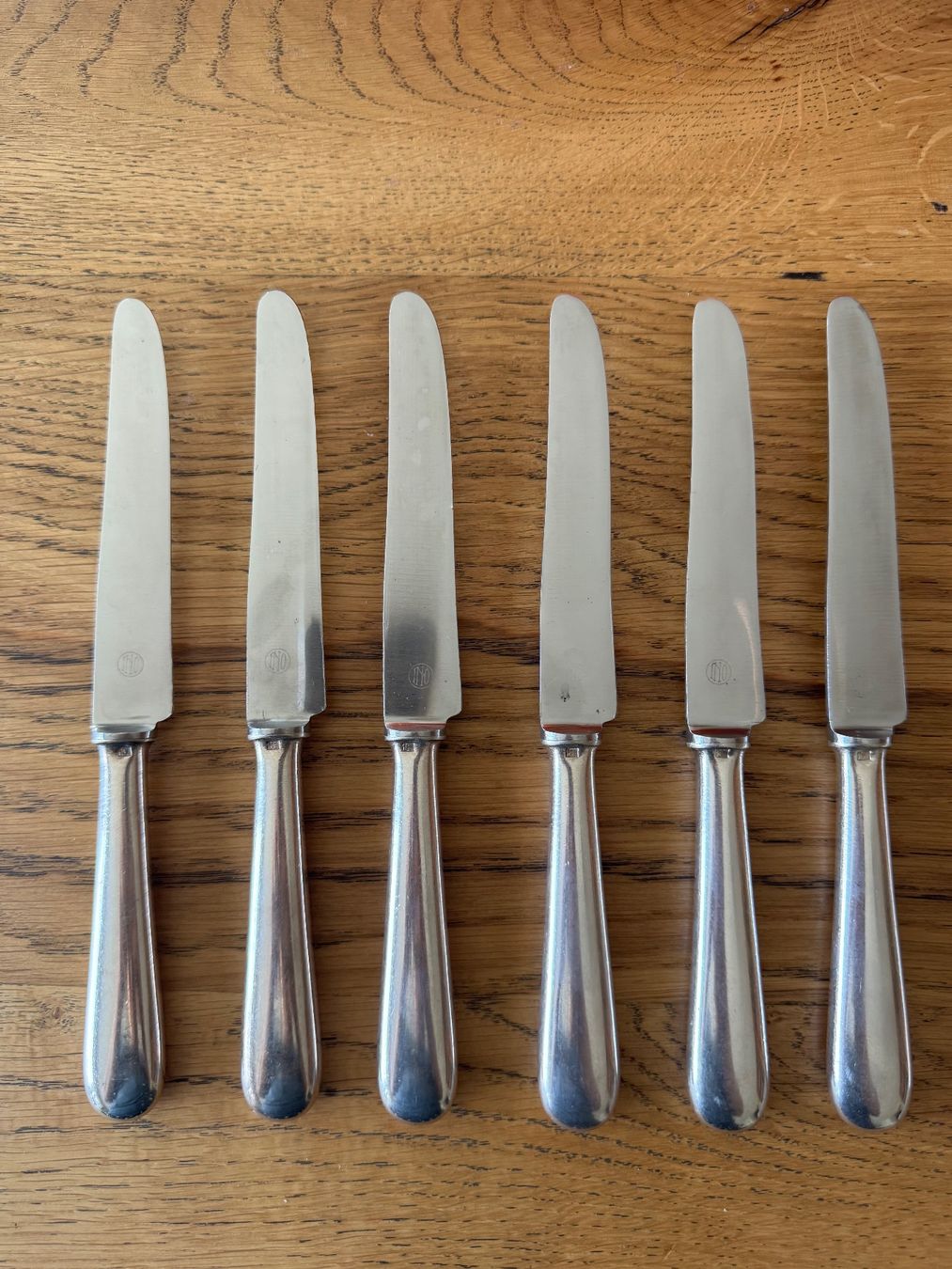 Besteck: 6 versilberte Messer Orfèvrerie Ercuis – Gebraucht aus Balsthal von armenharut