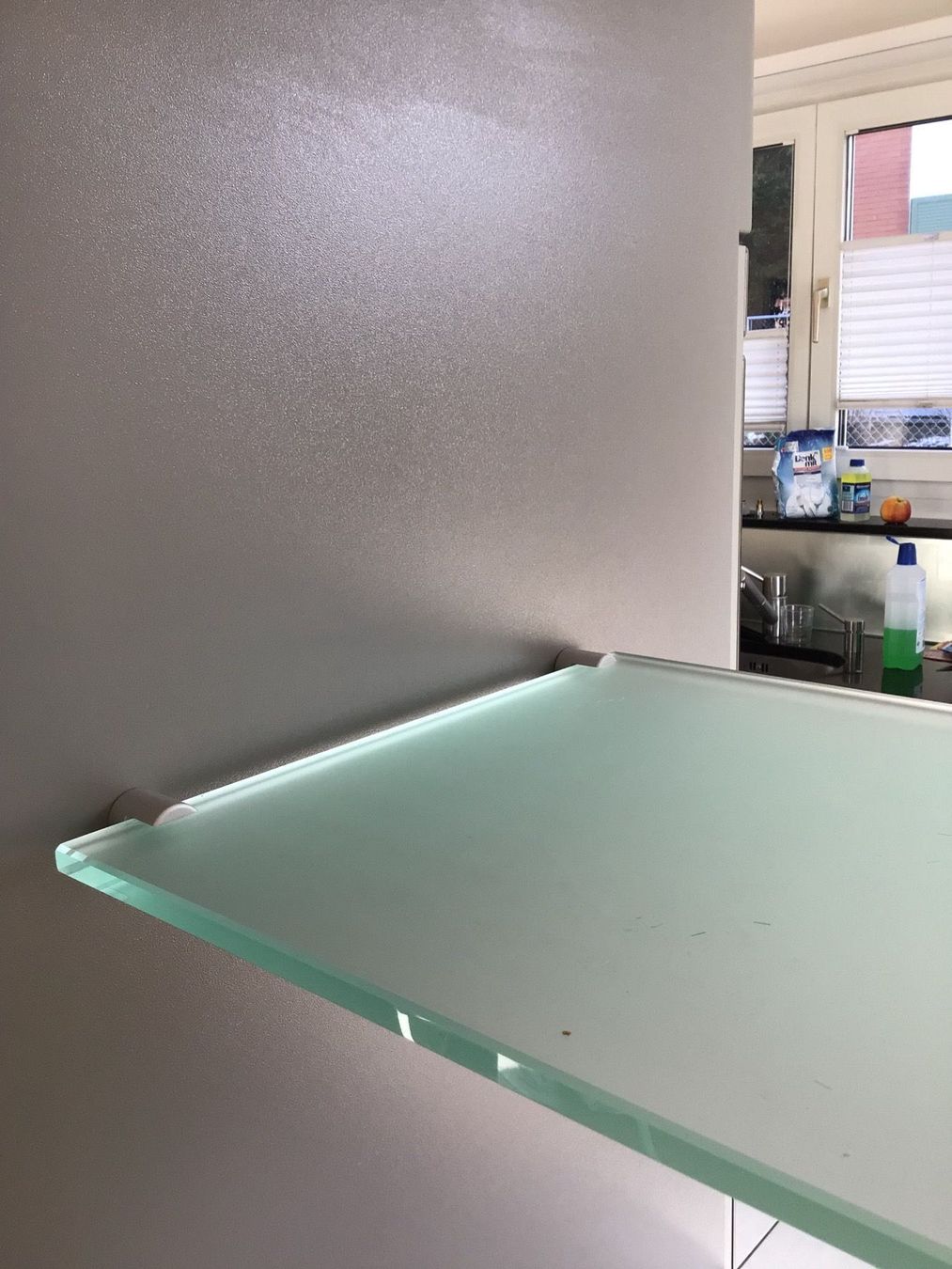Regale: 2 Glasregale 67 x 30 cm und 1 cm dick – Neu (gemäss Beschreibung) aus Seuzach von Saletti6 2