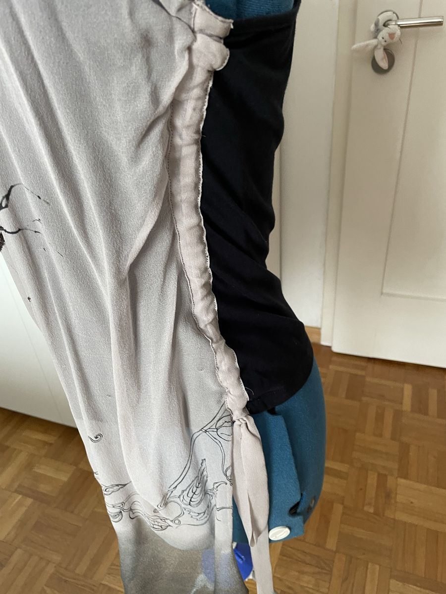 Karen Millen Tops: Top von Karen Millen aus Seide – Gebraucht aus Winterthur von tat_ky5h 4