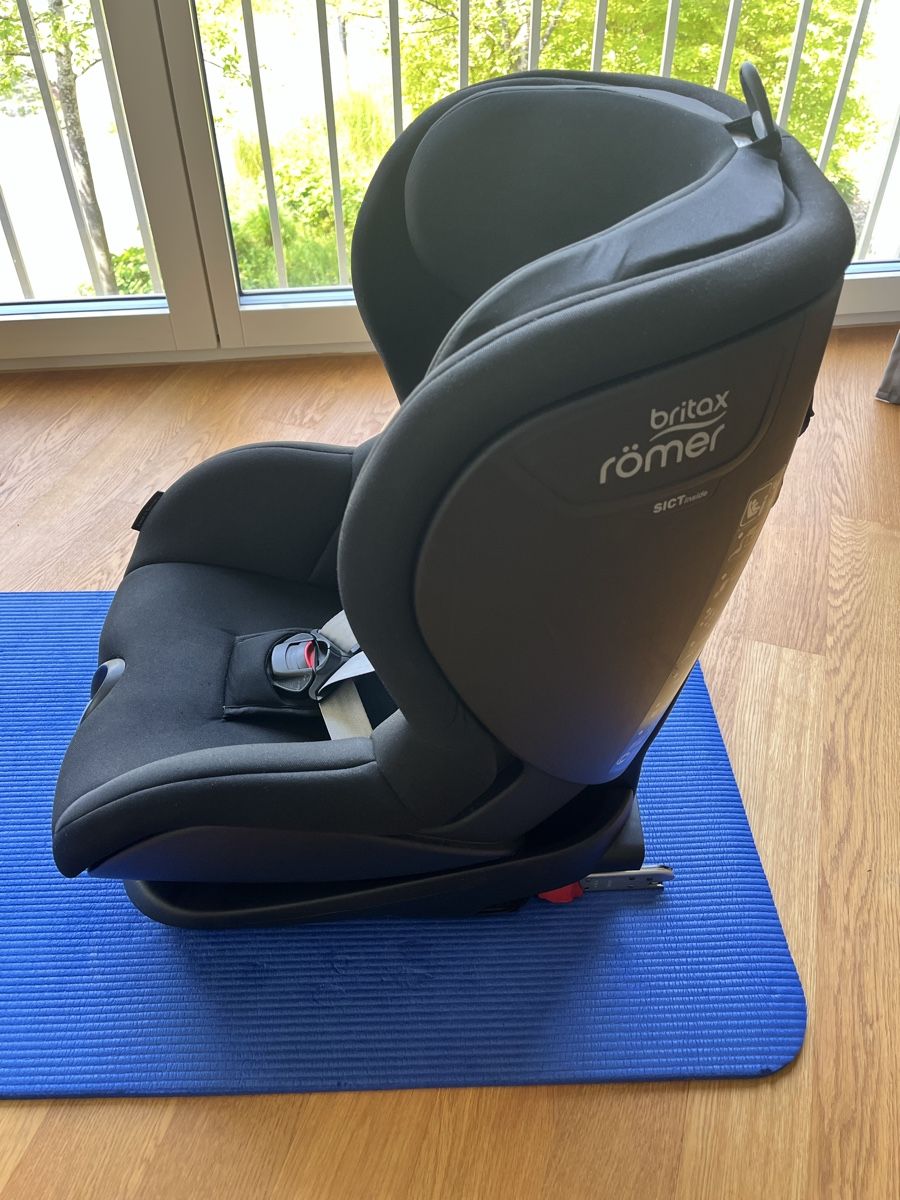 Britax Römer Seggiolini per auto: Kindersitz Britax Römer TRIFIX i-SIZE – Nuovo (secondo la descrizione) da Bonstetten venduto da Dargslan 2