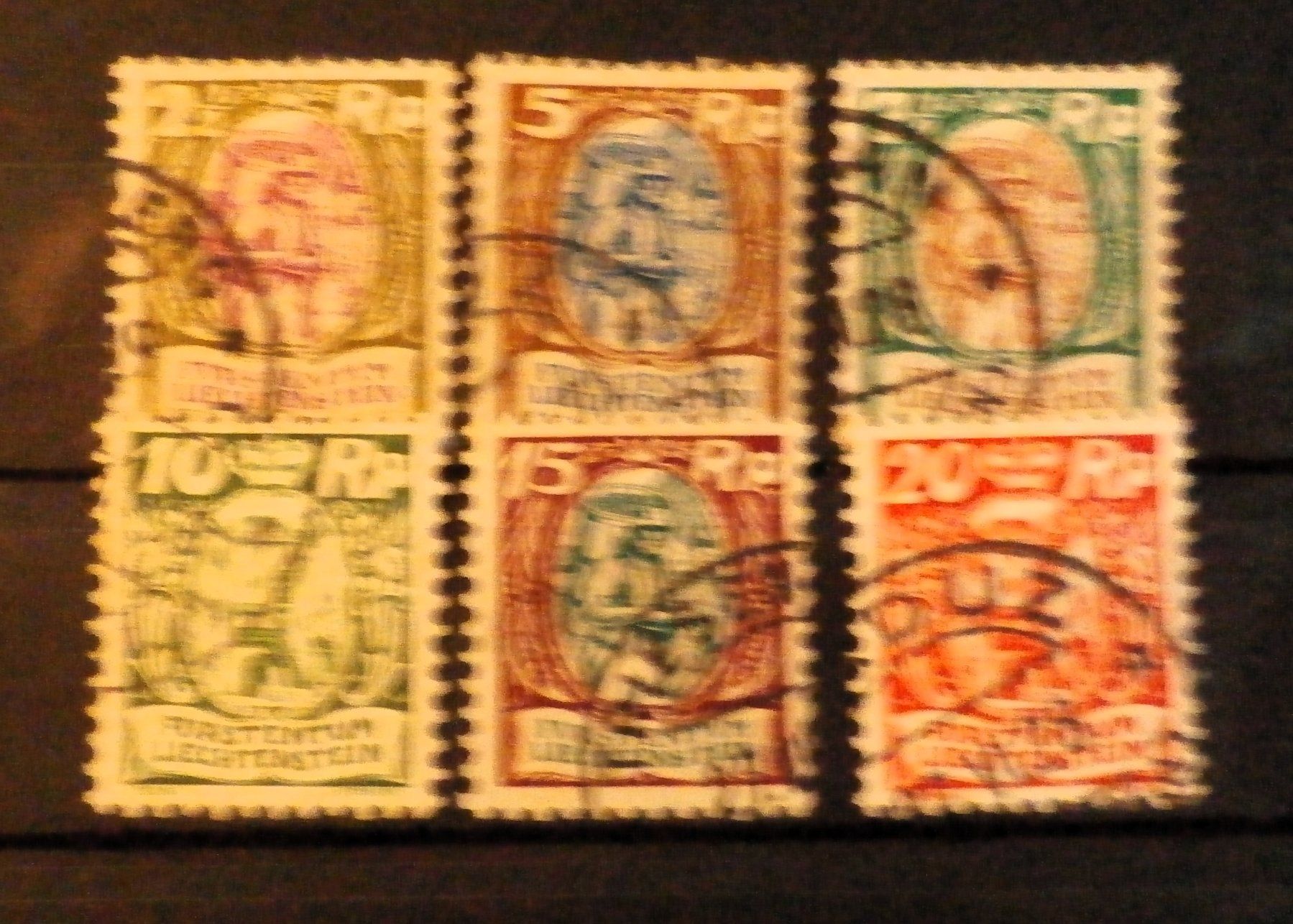 Tutti i francobolli: FL 1924/28 Winzer + Schloss Vaduz – Usato da Kehrsatz venduto da Bernherb2