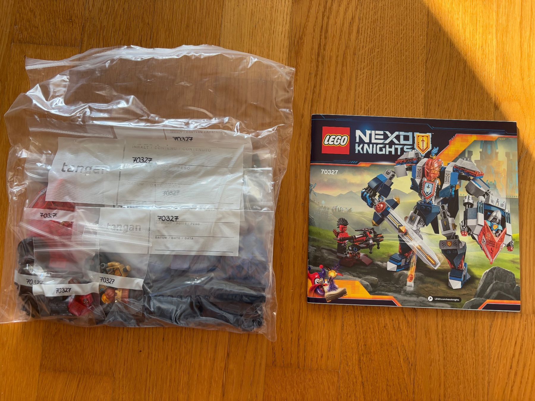 Lego Kit di costruzioni: LEGO Nexo Knights Set 70327 – Usato da Schlieren venduto da sch_df8p 1