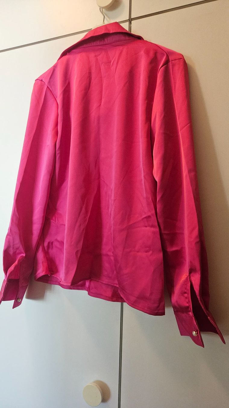 Camicette: Camicia rosa tg.M poliestere – Usato da Melano venduto da H-Sara 1