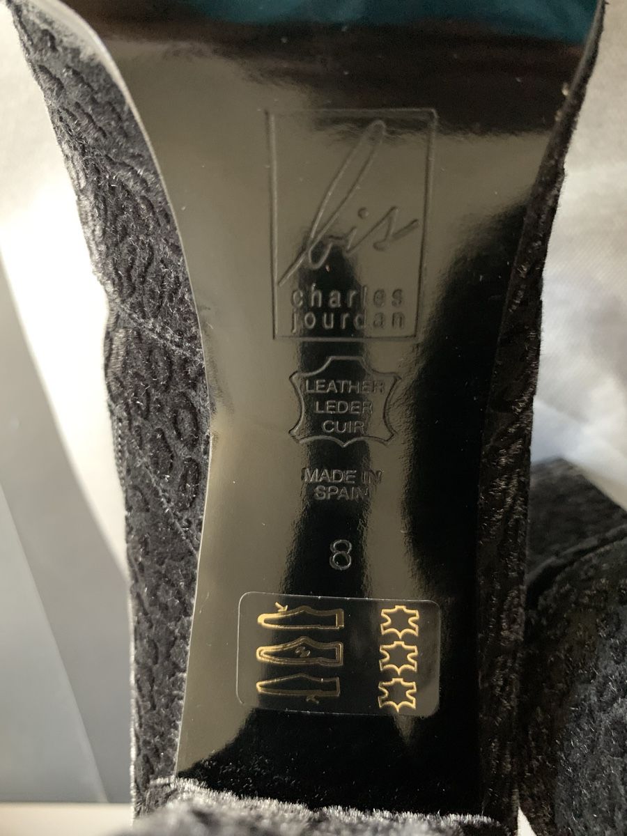 Scarpe da donna: Bottines à talon – Nuovo (secondo la descrizione) da Aïre venduto da RD_758 1
