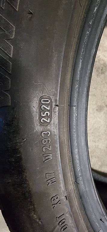 Pneus & Kompletträder: 215/50R18 Pirelli – Gebraucht aus Fehraltorf von Werkstatt85 1