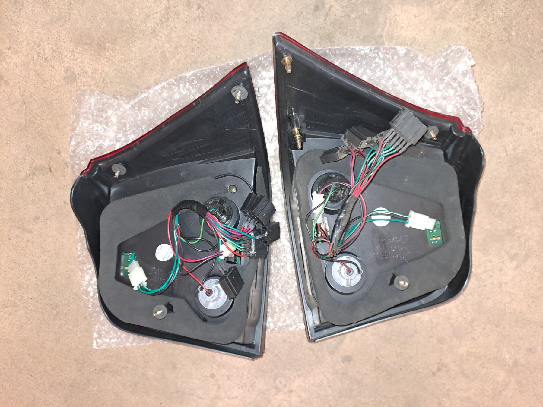 VW Fari: Design LED Rückleuchten VW Golf 4 – Nuovo e nell'imballaggio originale da Oberhelfenschwil venduto da weidstyle 2