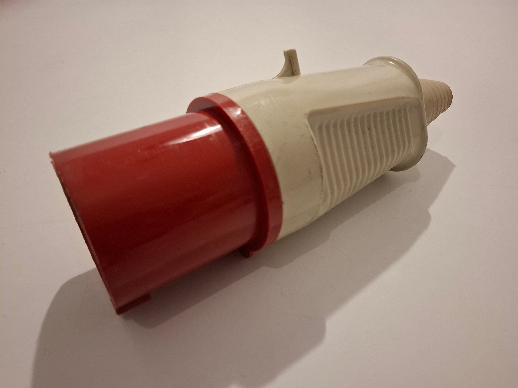 Spine: CEE Stecker 63 A 5polig 400 V – Usato da St. Gallen venduto da WWL
