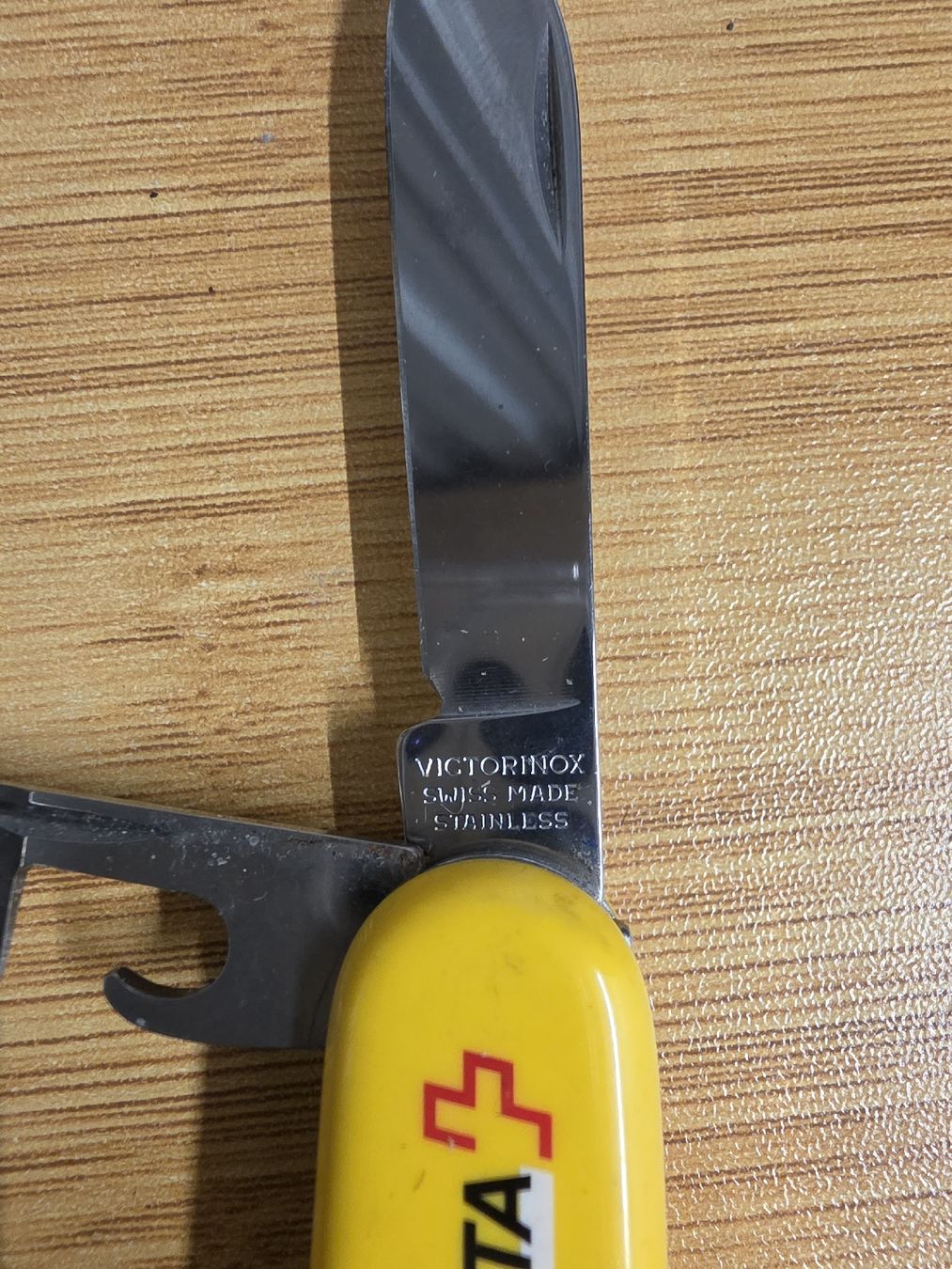 Victorinox Couteaux de poche: Couteau victorinox poste – D'occasion à Val-d'Illiez par AntiqueG 2