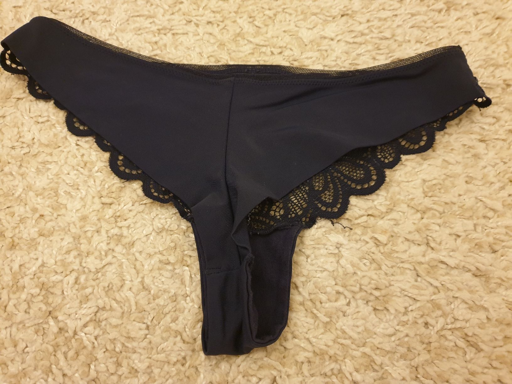 Altra biancheria intima: String, XS/34, Rougegeorge, navy, avec dentelle, excellent é – Usato da Neuchâtel venduto da Verenas12 1