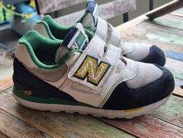 New Balance Sneaker Gr. 32