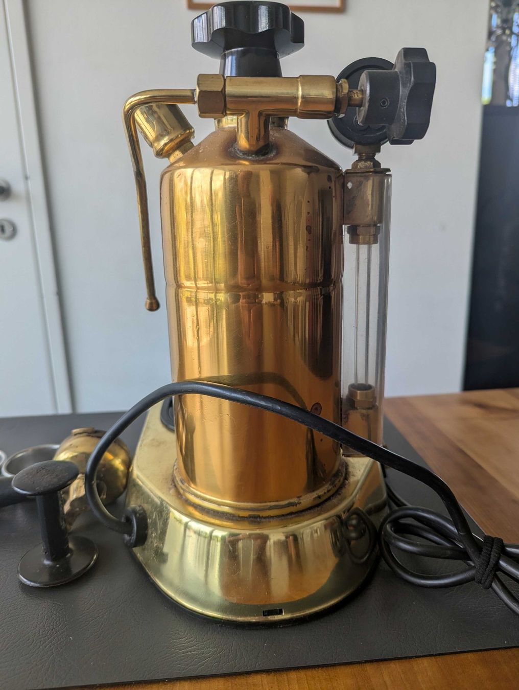 La Pavoni Kaffeemaschinen & Espressomaschinen: Pavoni Professional Messing – Gebraucht aus Zürich von Kurfirst7 1