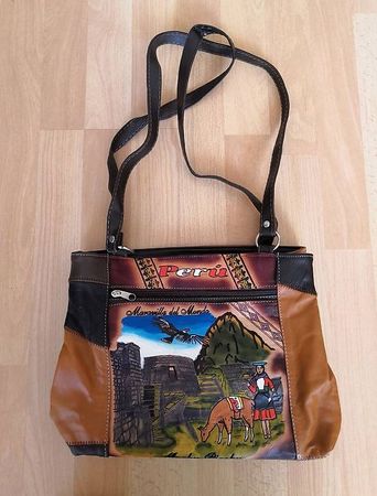 Schöne Handtasche aus Leder