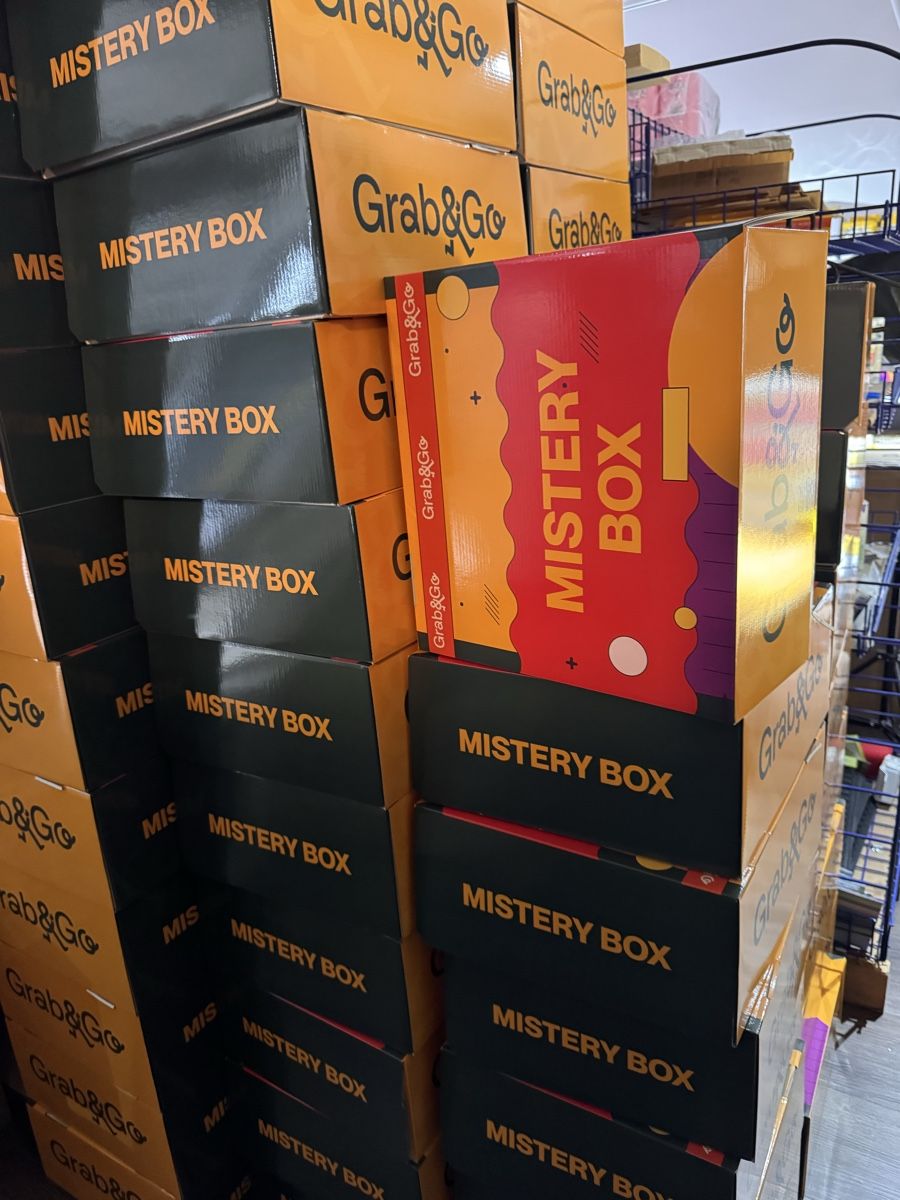 Kartons: Karton Verpackung Boxen – Neu und originalverpackt aus Luzern von sinni 2