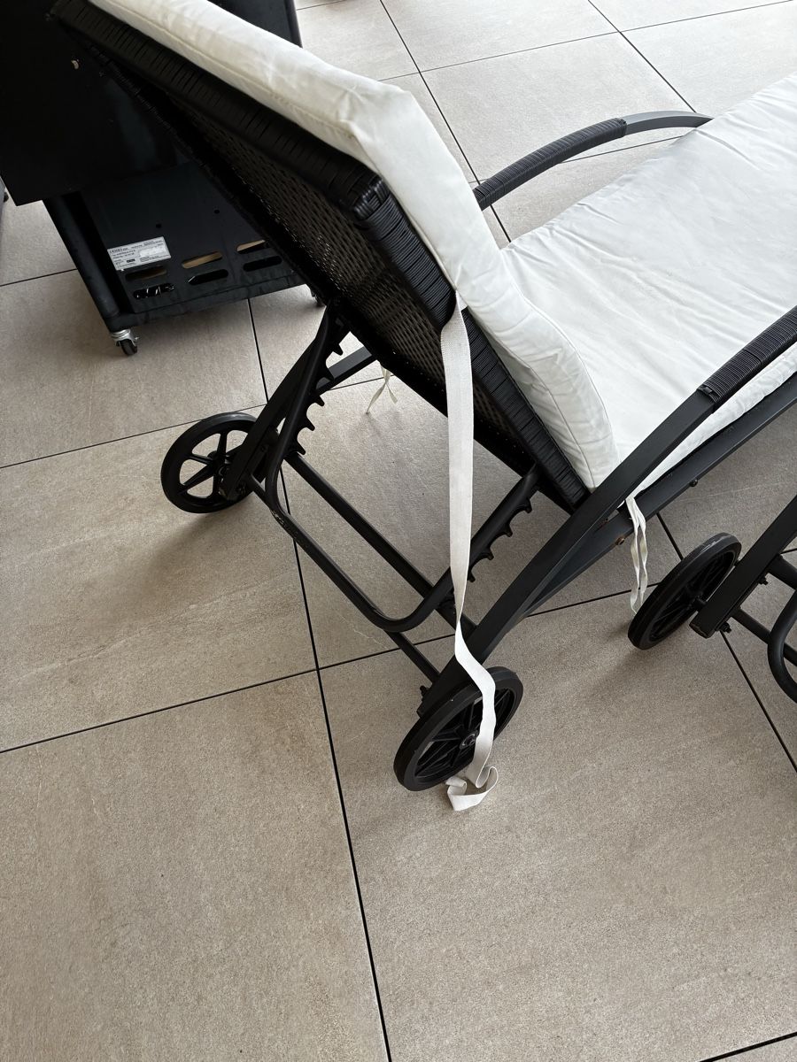 Chaises longues: Gebrauchte Liegestühle – D'occasion à Grossdietwil par Kikierenda 1