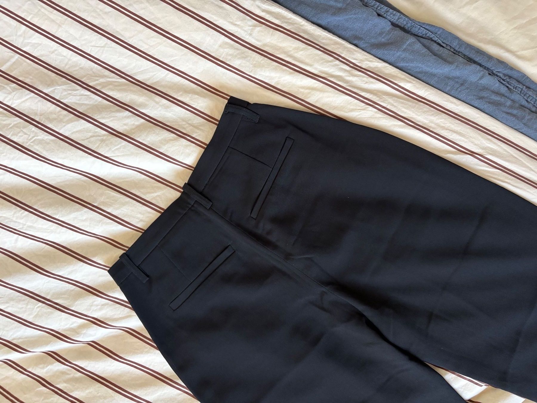 Pantaloni: Leichte Stoffhose von HENNE – Usato da Wallisellen venduto da lin_v 3