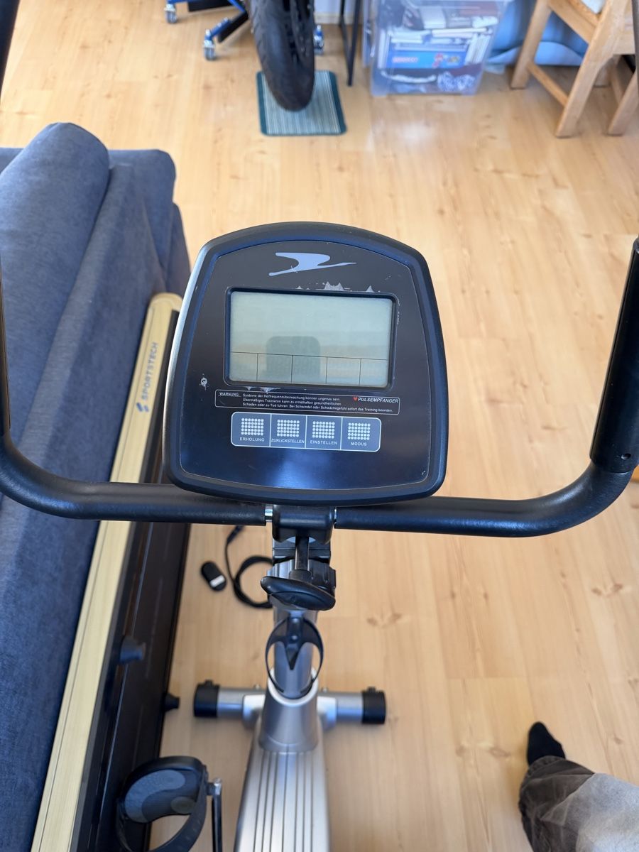 Vélos d'appartement: Indoor Velo – D'occasion à Davos Frauenkirch par gut_7ynp 1