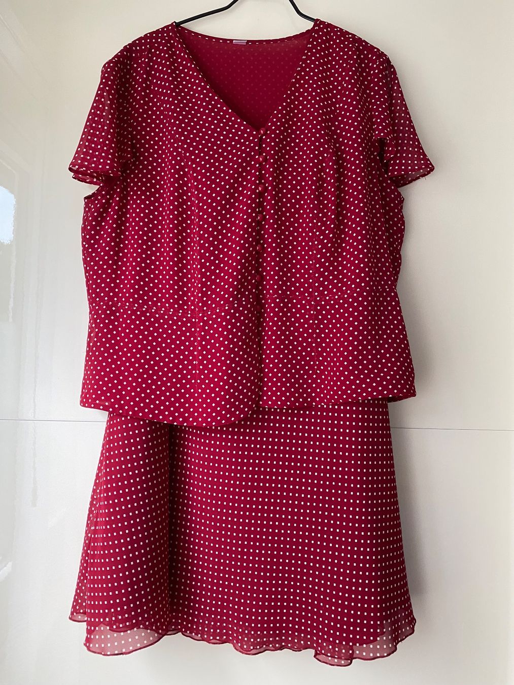 Costumi: Zweiteiler Rock & Bluse, Gr;44 – Nuovo (secondo la descrizione) da bern venduto da nani123