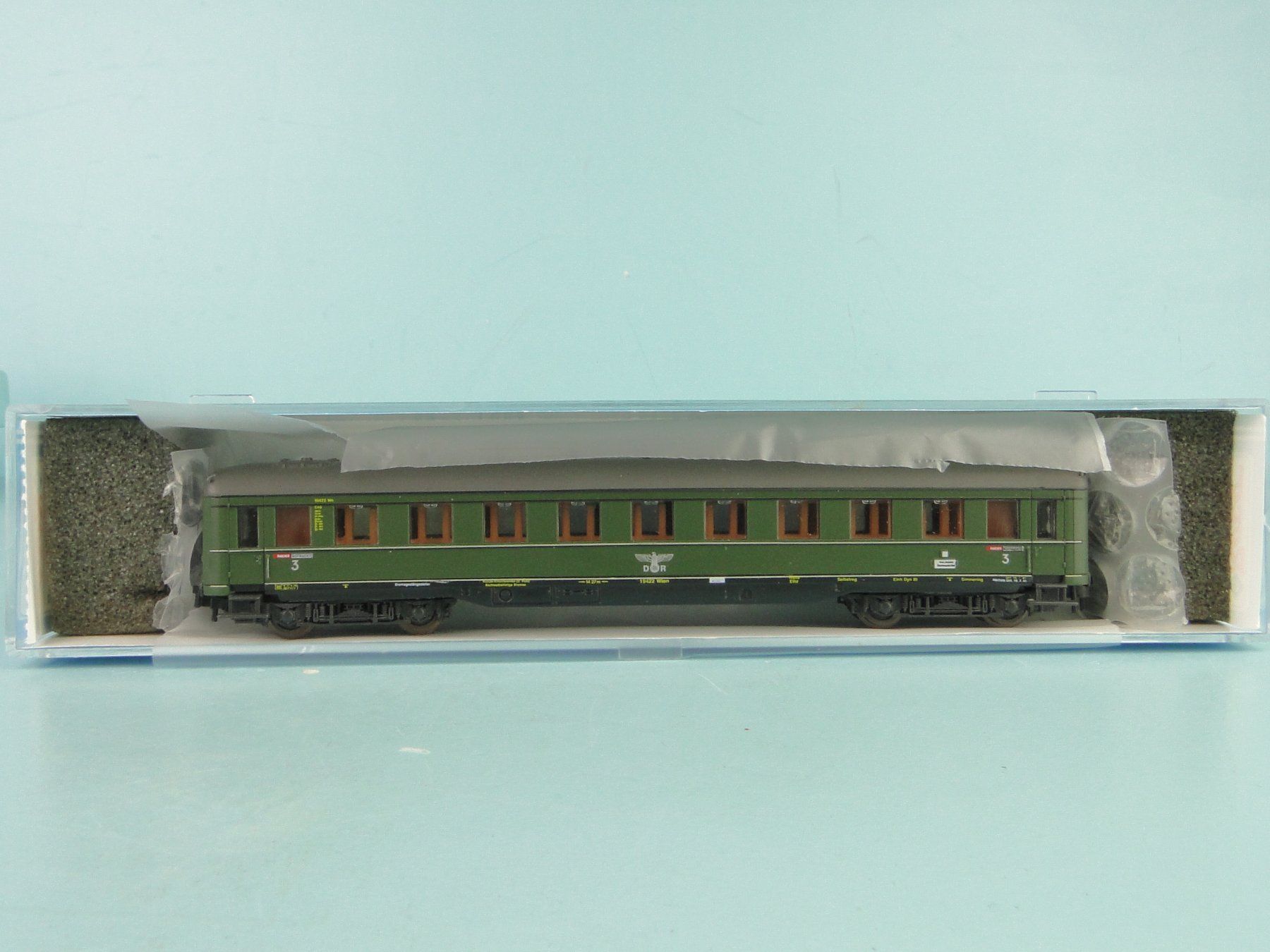 Roco Modelleisenbahnen: Roco 1854 Spur N Schürzenwagen3Kl. – Gebraucht aus Bülach von Albitrain 1