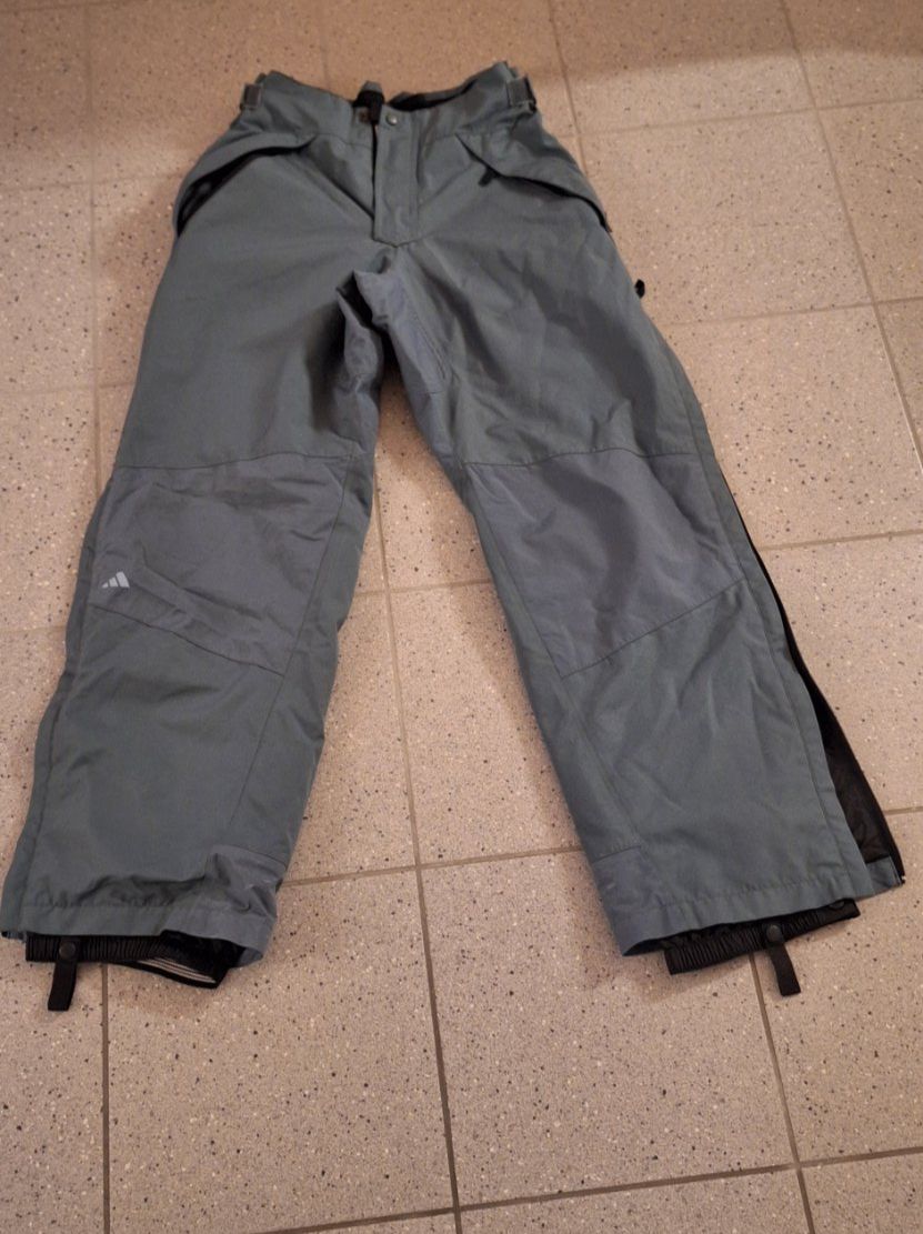 Adidas Pantaloni: skihose damen – Usato da schönenwerd venduto da ebulum