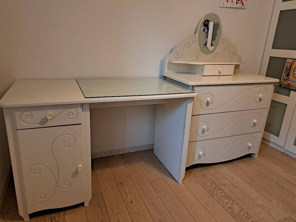 Scrivanie: Kinderzimmer Möbel – Usato da Büren NW venduto da mon_56xg