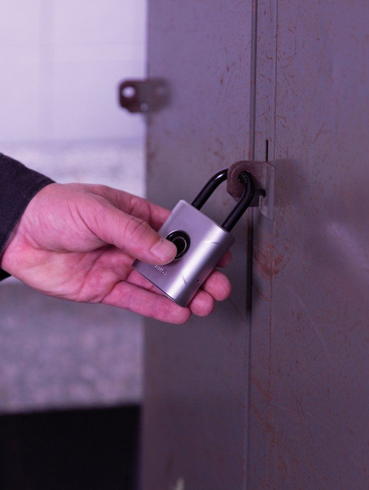 Abus Lucchetti: Abus Fingerabdruckschloss 57/50 Touch, silber – Nuovo e nell'imballaggio originale da Koppigen venduto da Bracher_Mail-House 2